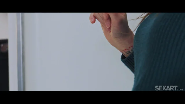 Preview of SexArt Peach Lollypop Controller XXX